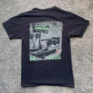 In n out graphic tee